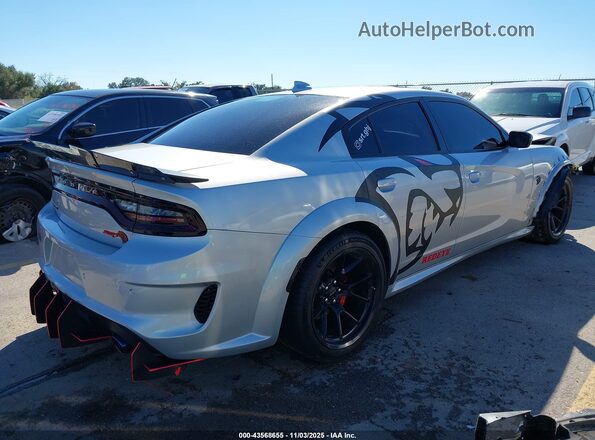 2C3CDXL9XNH184911 2022 DODGE CHARGER Silver Tył prawy