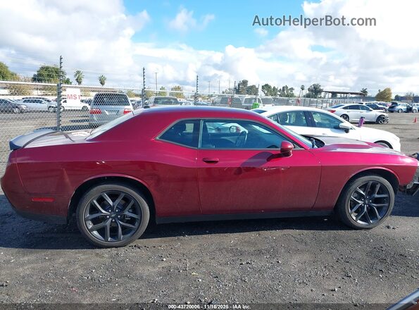 2C3CDZAG0NH164826 2022 DODGE CHALLENGER Красный Вид задней части салона