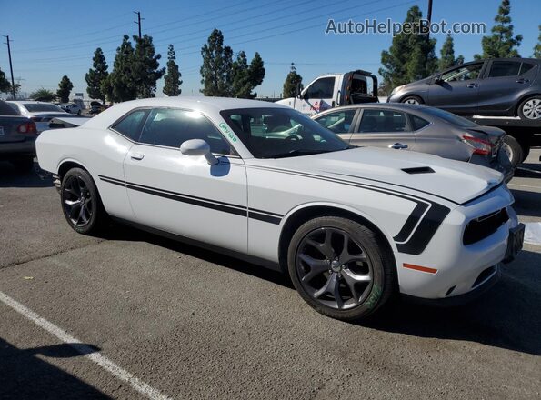 2C3CDZAG1HH629375 2017 DODGE CHALLENGER Белый Передняя правая четверть