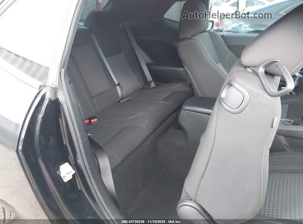 2C3CDZAG3NH132257 2022 DODGE CHALLENGER Black Вид наклейки з VIN-кодом