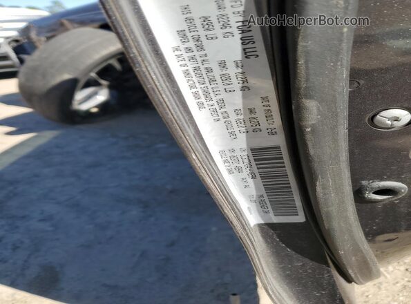 2C3CDZAG4LH146584 2020 DODGE CHALLENGER Gray Vista del compartimento del motor