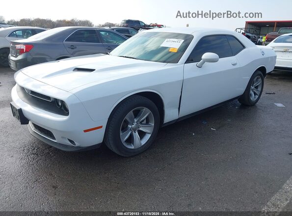 2C3CDZAG4NH181581 2022 DODGE CHALLENGER White Przód lewy