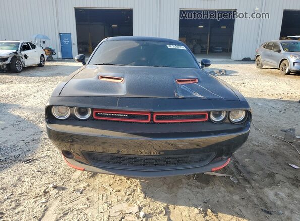 2C3CDZAG5GH257022 2016 DODGE CHALLENGER Black Widok z przodu