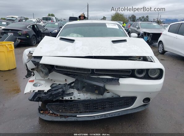 2C3CDZAG6GH336313 2016 DODGE CHALLENGER Белый Вид щитка приборов