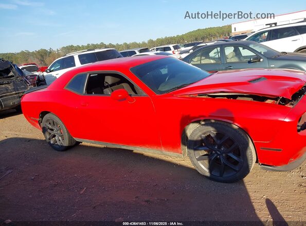 2C3CDZAG7KH596163 2019 DODGE CHALLENGER Red Widok wnętrza z tyłu