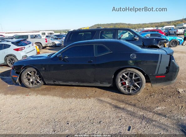 2C3CDZFJ8GH213617 2016 DODGE CHALLENGER Black სალონის 360-გრადუსიანი ხედი