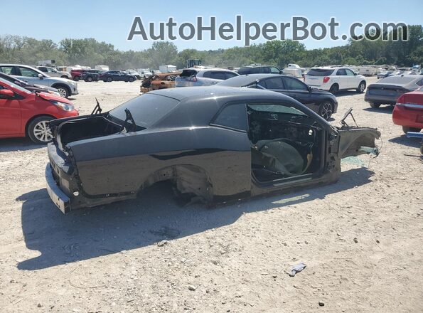 2C3CDZFJ8LH135172 2020 DODGE CHALLENGER Черный Задняя правая четверть