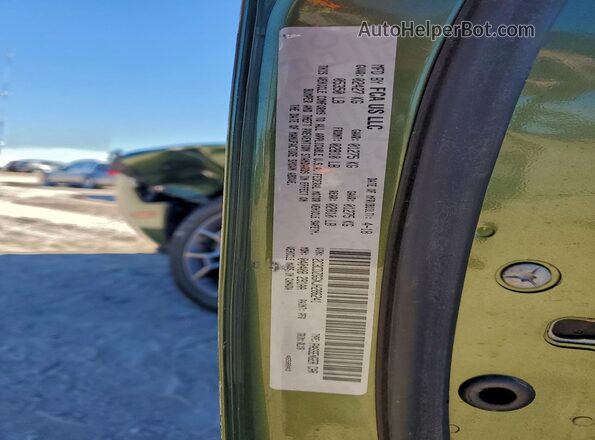 2C3CDZGGXJH286241 2018 DODGE CHALLENGER Green 