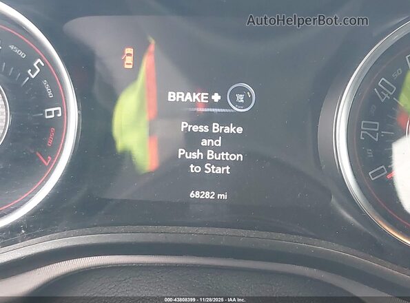 2C3CDZJG2NH226419 2022 DODGE CHALLENGER White Vista de los asientos traseros