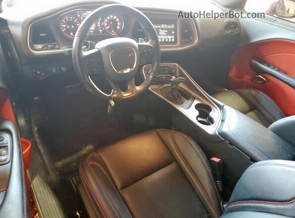 2C3CDZJG5NH151201 2022 DODGE CHALLENGER Maroon Vista del salpicadero