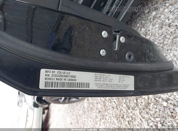 2C3CDZKGXNH118550 2022 DODGE CHALLENGER Black Շարժիչի բաժամունքի տեսք