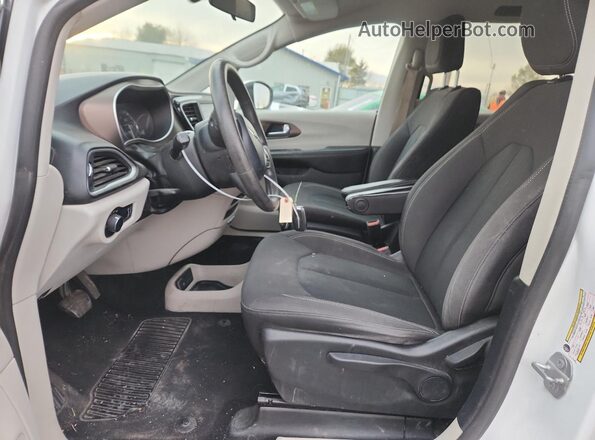 2C4RC1AG5LR105451 2020 CHRYSLER VOYAGER White Vista interior delantera