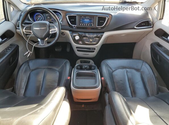 2C4RC1BG0JR216887 2018 CHRYSLER PACIFICA Silver 