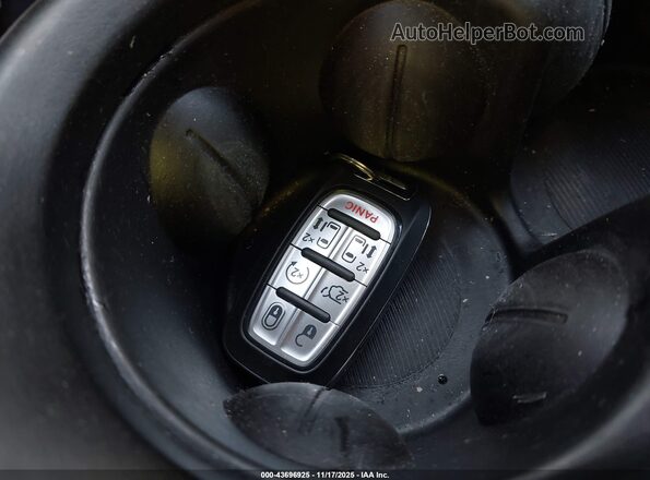 2C4RC1BG2NR148663 2022 CHRYSLER PACIFICA Gray Вид панелі приладів