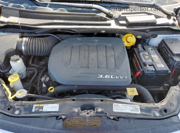 2C4RC1BG9GR291094 2016 CHRYSLER TOWN White Vista del compartimento del motor