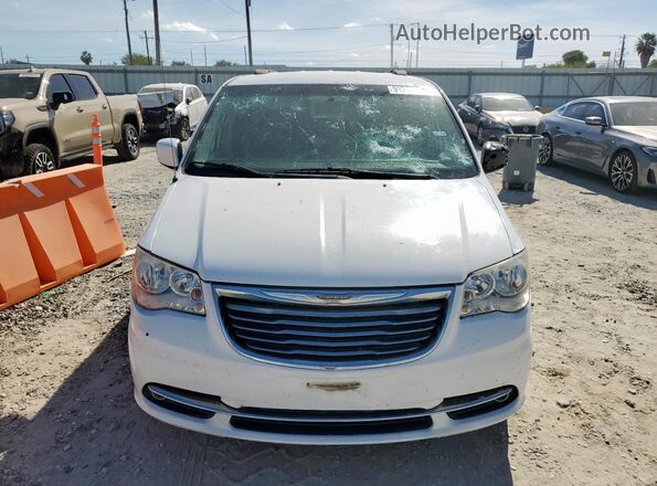 2C4RC1BG9GR291094 2016 CHRYSLER TOWN White Vista frontal