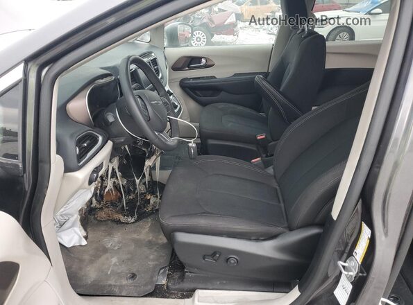 2C4RC1CG3PR529763 2023 CHRYSLER VOYAGER Серый Вид салона спереди