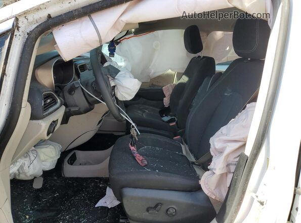 2C4RC1CG3RR105664 2024 CHRYSLER VOYAGER White Front interior view