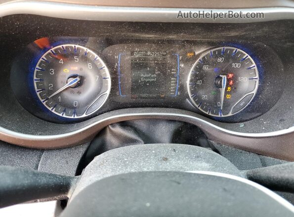 2C4RC1CG3RR105664 2024 CHRYSLER VOYAGER White Instrument cluster view