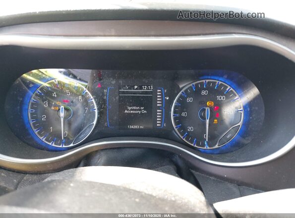 2C4RC1CG5MR519733 2021 CHRYSLER VOYAGER Gray Widok tylnych siedzeń