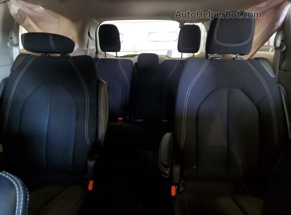 2C4RC1CG5NR230028 2022 CHRYSLER VOYAGER White Widok tylnych siedzeń