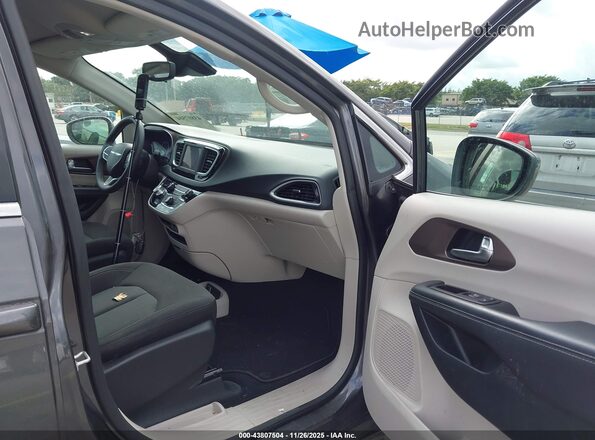 2C4RC1CG5PR606133 2023 CHRYSLER VOYAGER Gray Vista interior delantera