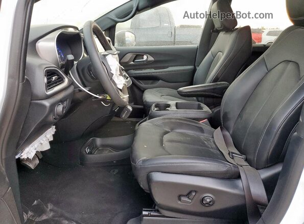2C4RC1CG5SR525187 2025 CHRYSLER VOYAGER White Вид салону спереду