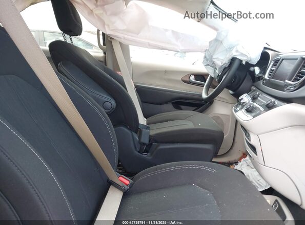 2C4RC1CG7RR131619 2024 CHRYSLER VOYAGER Silver წინა სალონის ხედი