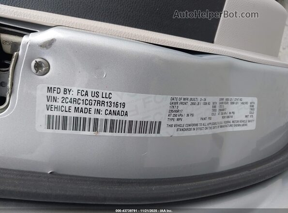 2C4RC1CG7RR131619 2024 CHRYSLER VOYAGER Silver ძრავის განყოფილების ხედი
