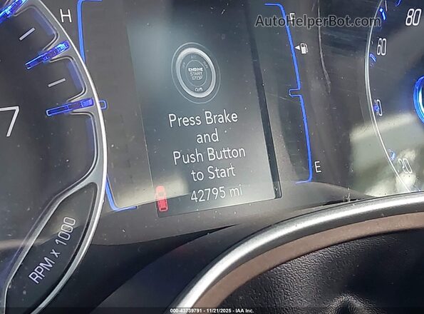 2C4RC1CG7RR131619 2024 CHRYSLER VOYAGER Silver 