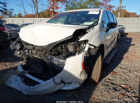 2C4RC1CG7SR580417 2025 CHRYSLER VOYAGER White Vista tres cuartos delantera izquierda