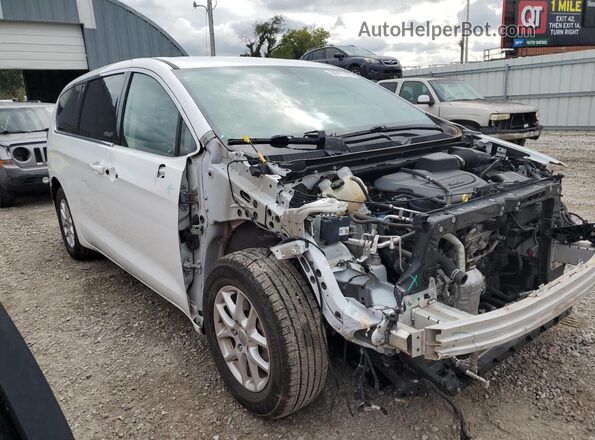 2C4RC1CGXLR280842 2020 CHRYSLER VOYAGER White Przód prawy
