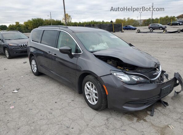 2C4RC1DG1LR258548 2020 CHRYSLER VOYAGER Gray Przód prawy
