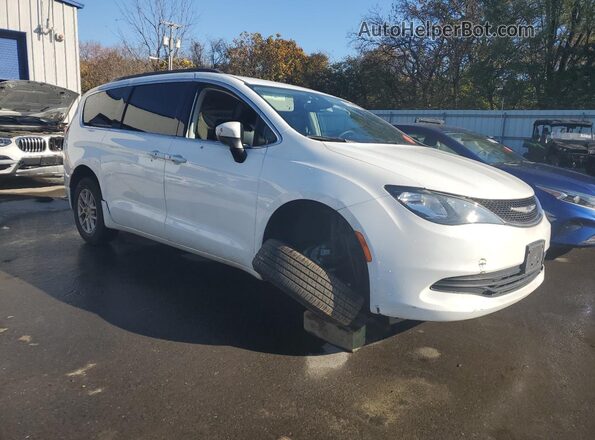 2C4RC1DG2LR156997 2020 CHRYSLER VOYAGER White Передня права чверть