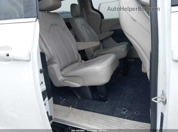 2C4RC1DG2MR542482 2021 CHRYSLER VOYAGER White Вид наклейки з VIN-кодом