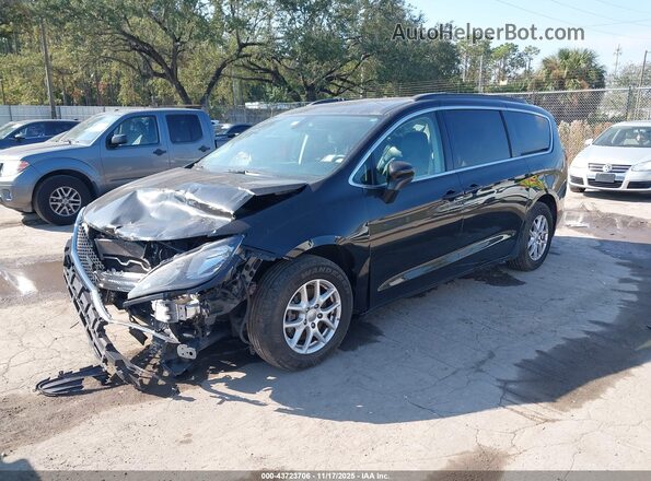 2C4RC1DG3LR164316 2020 CHRYSLER VOYAGER Черный Передняя левая четверть