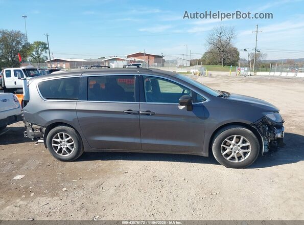 2C4RC1DG8LR176428 2020 CHRYSLER VOYAGER Gray 