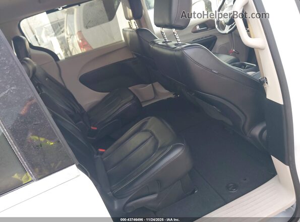 2C4RC1DG8LR265707 2020 CHRYSLER VOYAGER Белый Вид наклейки с VIN-кодом