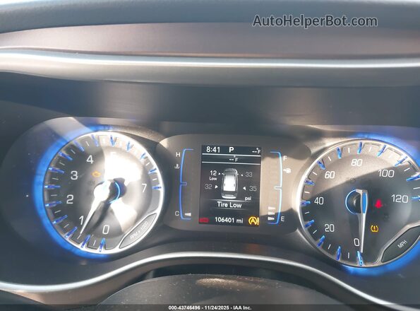 2C4RC1DG8LR265707 2020 CHRYSLER VOYAGER Белый Вид задних сидений