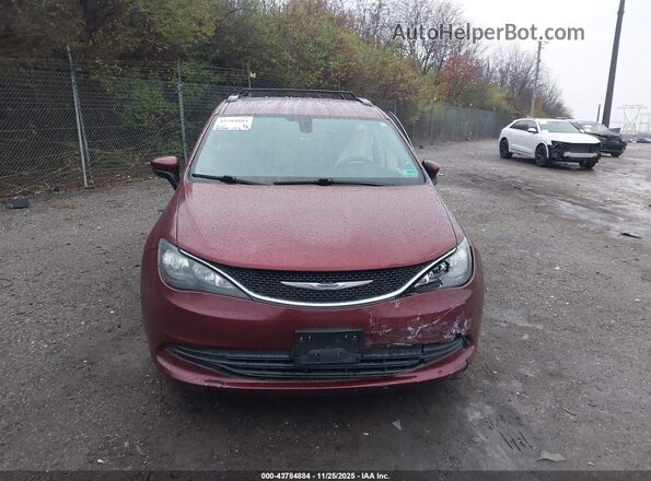 2C4RC1DG9LR157841 2020 CHRYSLER VOYAGER Maroon Instrument cluster view