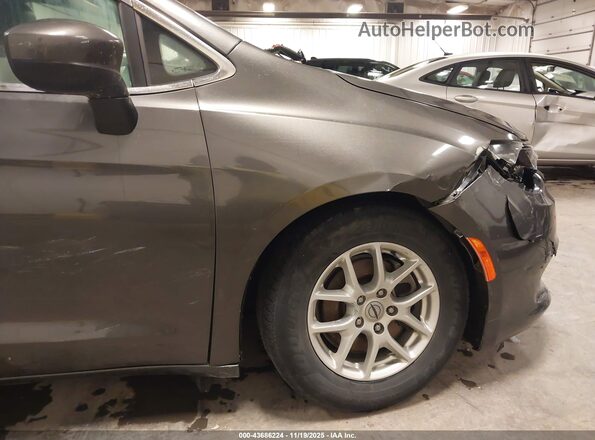 2C4RC1DGXMR513005 2021 CHRYSLER VOYAGER Серый Вид спереди
