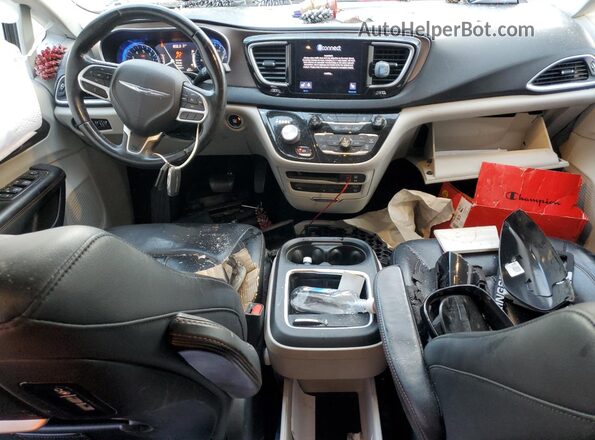 2C4RC1EG3HR572613 2017 CHRYSLER PACIFICA Black Вид панелі приладів