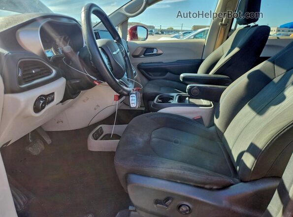 2C4RC1FG9MR556537 2021 CHRYSLER PACIFICA Бордовый Вид салона спереди