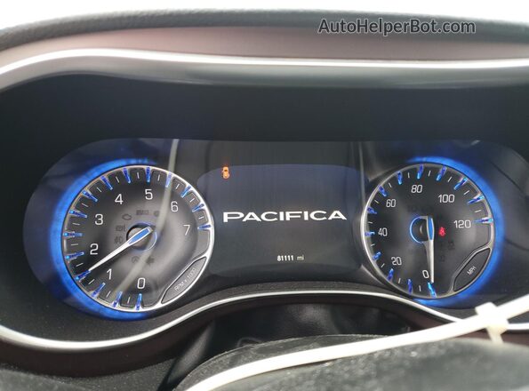 2C4RC1GG9LR137679 2020 CHRYSLER PACIFICA White Սարքավորումների վահանակի տեսք