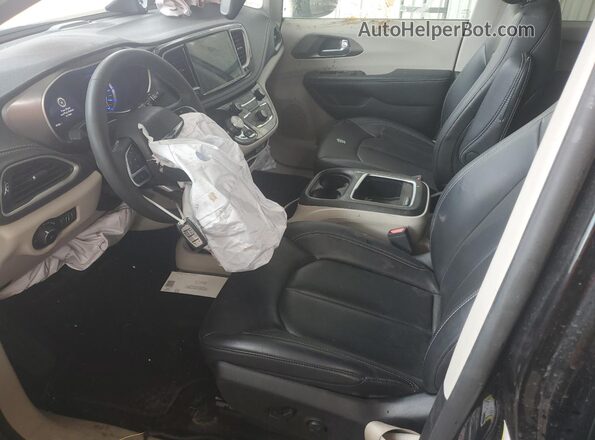 2C4RC1L71PR554337 2023 CHRYSLER PACIFICA Black Front interior view