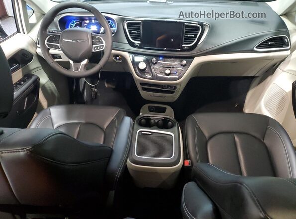2C4RC1S76RR121648 2024 CHRYSLER PACIFICA Белый Вид панели приборов