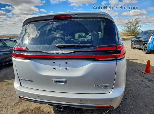 2C4RC3GG5NR175179 2022 CHRYSLER PACIFICA Серебряный Вид сзади