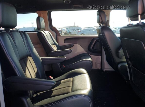 2C4RDGCG6LR178874 2020 DODGE GRAND Red Rear interior view