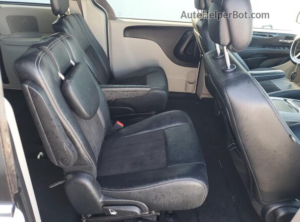 2C4RDGCG6LR201697 2020 DODGE GRAND White Rear interior view