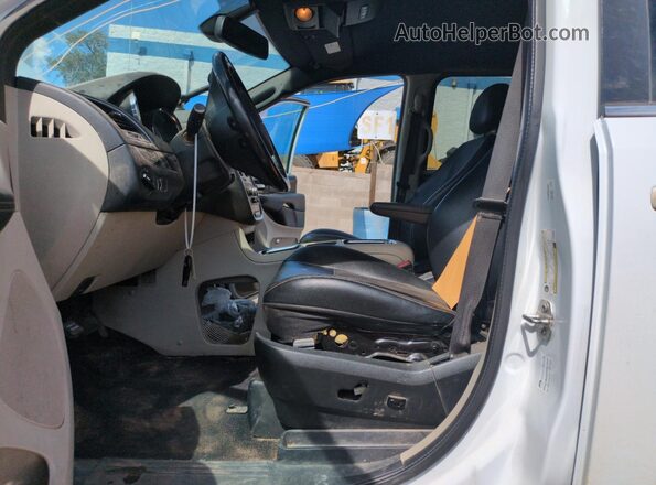2C4RDGCGXLR189635 2020 DODGE GRAND White Widok wnętrza z przodu